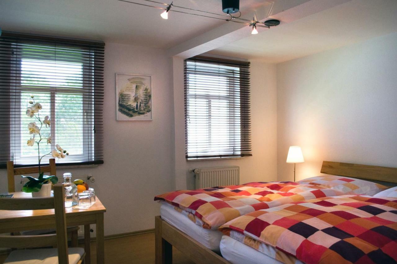 Gaestezimmer Der Adler Wirtschaft Хаттенхайм Экстерьер фото
